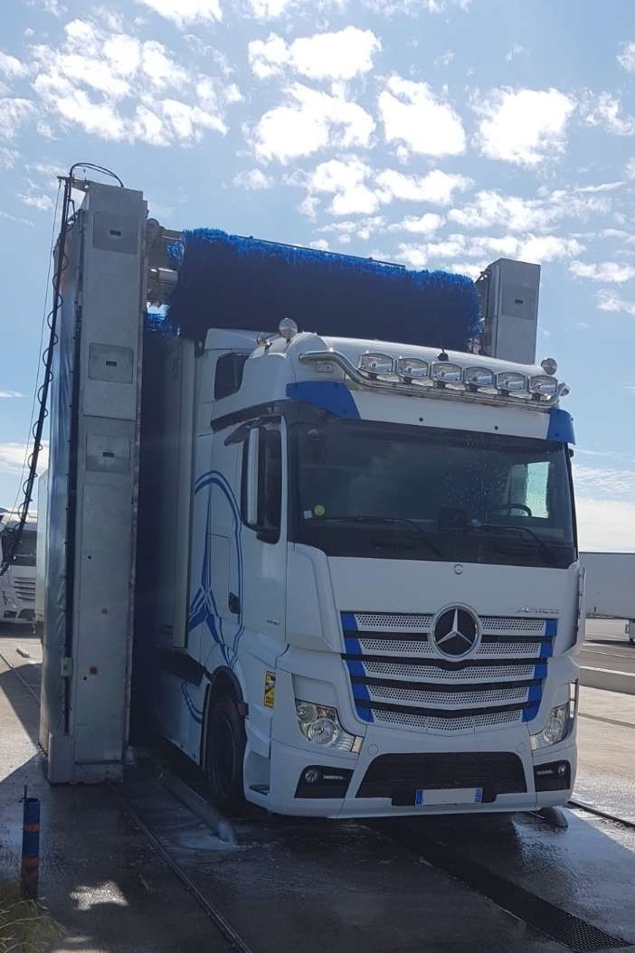 mercedes trs DAUPHIN